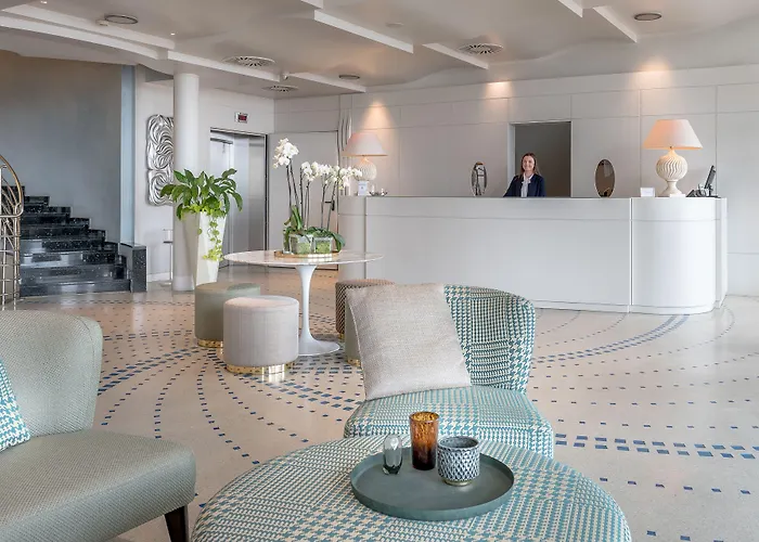 Hotell Savoia 4*