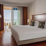 ホテル Savoia 4*
