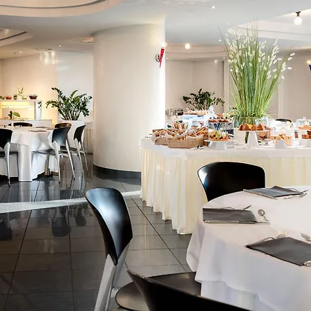 Savoia 4* Rimini